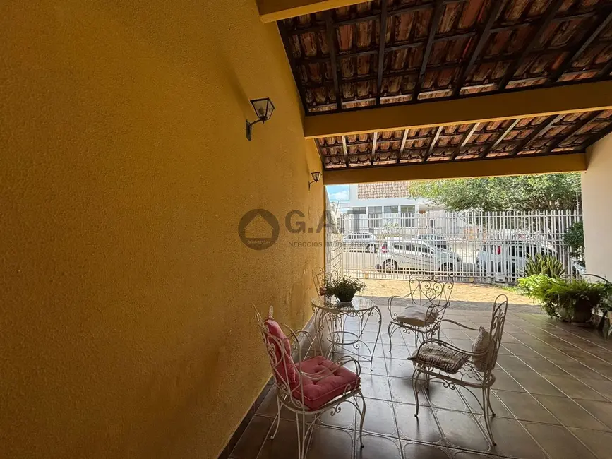 Foto 4 de Casa com 5 quartos para alugar, 200m2 em Jardim Santa Rosália, Sorocaba - SP