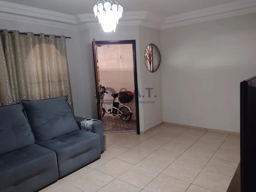 Casa com 4 quartos à venda, 200m2 em Jardim Simus, Sorocaba - SP - imagem 9 Foto 9 de Casa com 4 quartos à venda, 200m2 em Jardim Simus, Sorocaba - SP