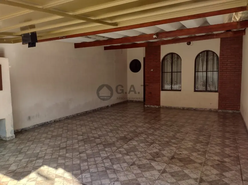 Casa com 4 quartos à venda, 200m2 em Jardim Simus, Sorocaba - SP - imagem 1 Foto 1 de Casa com 4 quartos à venda, 200m2 em Jardim Simus, Sorocaba - SP