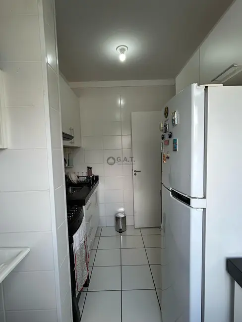 Apartamento com 2 quartos para alugar, 50m2 em Lopes de Oliveira, Sorocaba - SP - imagem 8 Foto 8 de Apartamento com 2 quartos para alugar, 50m2 em Lopes de Oliveira, Sorocaba - SP
