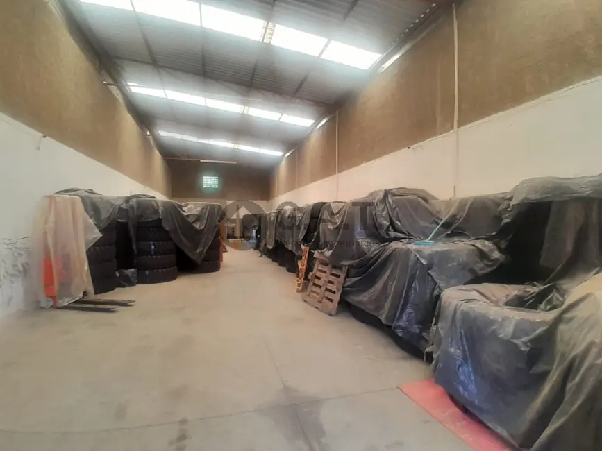 Foto 1 de Armazém / Galpão para alugar, 240m2 em Quintais do Imperador, Sorocaba - SP