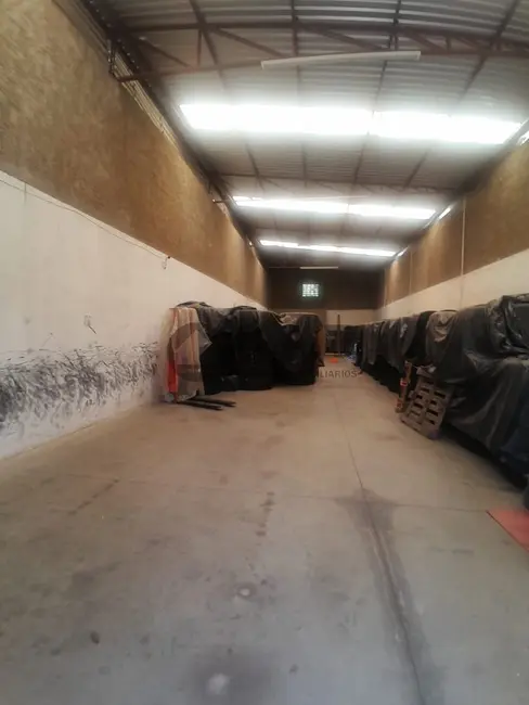 Foto 2 de Armazém / Galpão para alugar, 240m2 em Quintais do Imperador, Sorocaba - SP