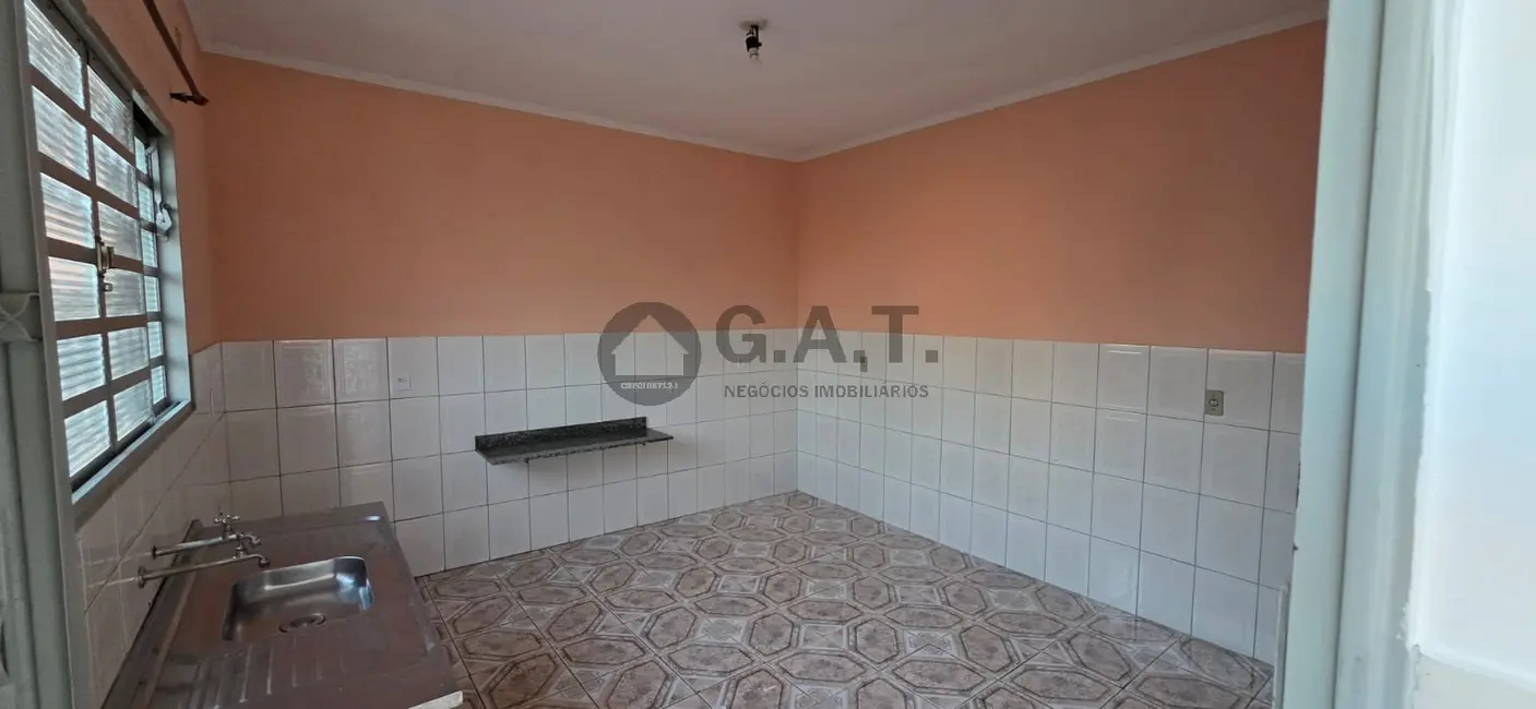 Foto 2 de Casa com 1 quarto para alugar, 40m2 em Vila Jardini, Sorocaba - SP