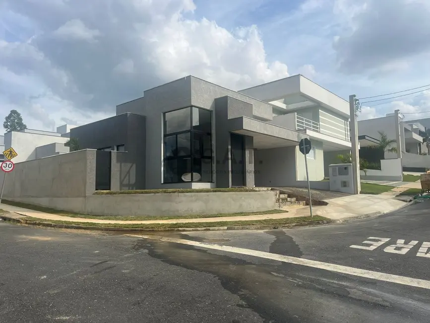 Casa de Condomínio com 3 quartos para alugar, 198m2 em Aparecidinha, Sorocaba - SP - imagem 1 Foto 1 de Casa de Condomínio com 3 quartos para alugar, 198m2 em Aparecidinha, Sorocaba - SP