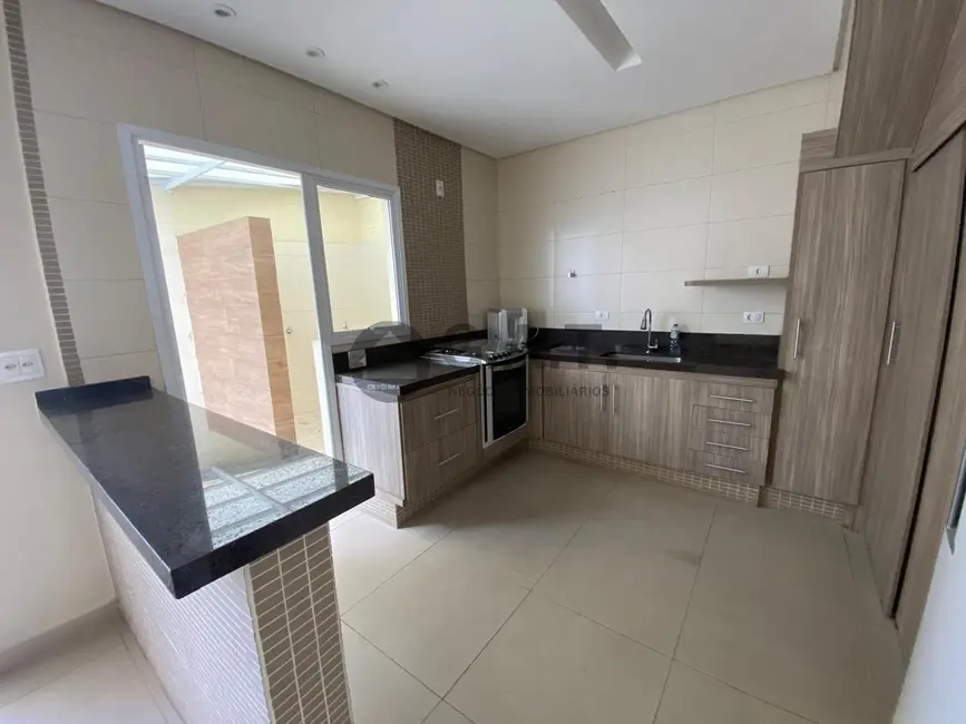 Foto 2 de Casa de Condomínio com 3 quartos à venda, 120m2 em Jardim Santa Rosália, Sorocaba - SP