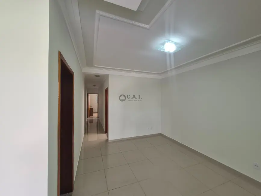 Casa de Condomínio com 3 quartos para alugar, 136m2 em Wanel Ville, Sorocaba - SP - imagem 6 Foto 6 de Casa de Condomínio com 3 quartos para alugar, 136m2 em Wanel Ville, Sorocaba - SP