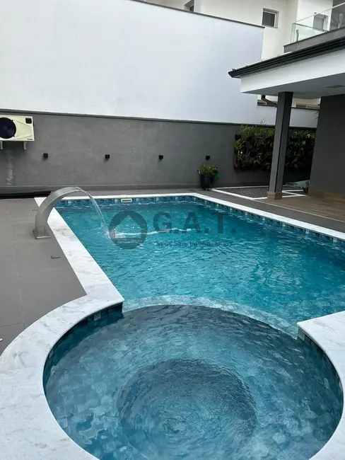 Foto 8 de Casa de Condomínio com 3 quartos à venda, 227m2 em Aparecidinha, Sorocaba - SP