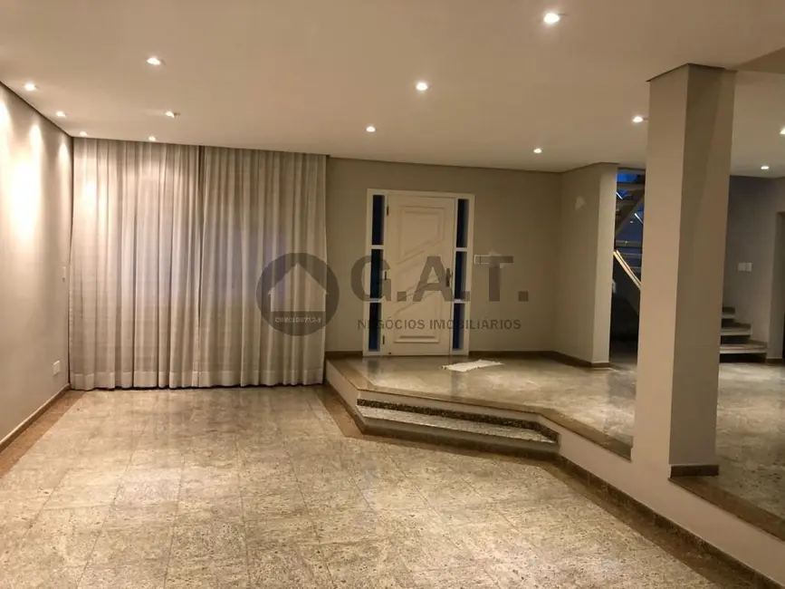 Casa de Condomínio com 3 quartos para alugar, 380m2 em Jardim Ibiti do Paço, Sorocaba - SP - imagem 6 Foto 6 de Casa de Condomínio com 3 quartos para alugar, 380m2 em Jardim Ibiti do Paço, Sorocaba - SP