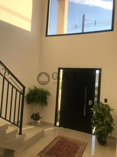 Casa de Condomínio com 3 quartos à venda, 233m2 em Brigadeiro Tobias, Sorocaba - SP - imagem 4 Foto 4 de Casa de Condomínio com 3 quartos à venda, 233m2 em Brigadeiro Tobias, Sorocaba - SP