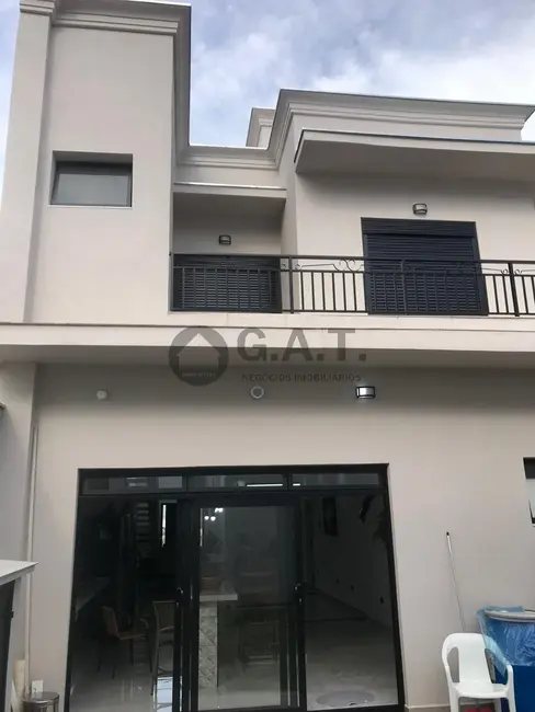 Casa de Condomínio com 3 quartos à venda, 233m2 em Brigadeiro Tobias, Sorocaba - SP - imagem 2 Foto 2 de Casa de Condomínio com 3 quartos à venda, 233m2 em Brigadeiro Tobias, Sorocaba - SP