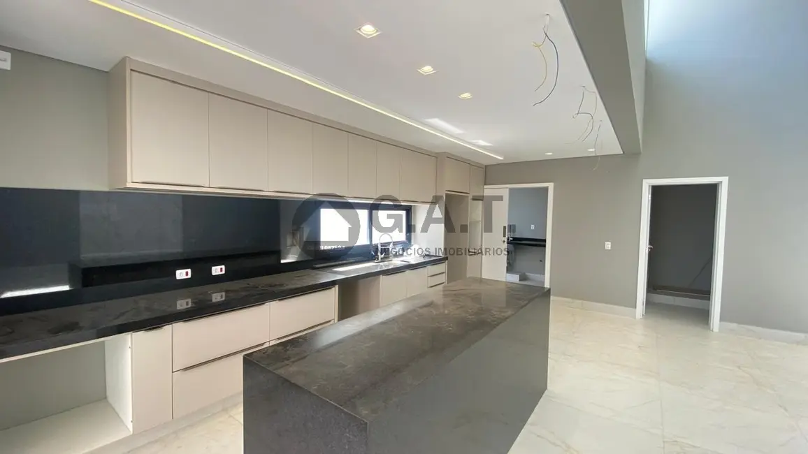 Foto 4 de Casa de Condomínio com 3 quartos à venda, 360m2 em Jardim Emília, Sorocaba - SP