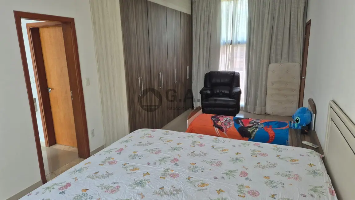 Foto 8 de Casa de Condomínio com 3 quartos à venda, 230m2 em Cajuru do Sul, Sorocaba - SP