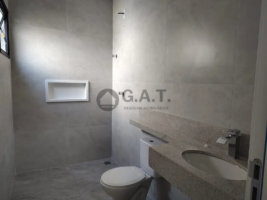 Foto 3 de Casa de Condomínio com 3 quartos à venda, 250m2 em Aparecidinha, Sorocaba - SP