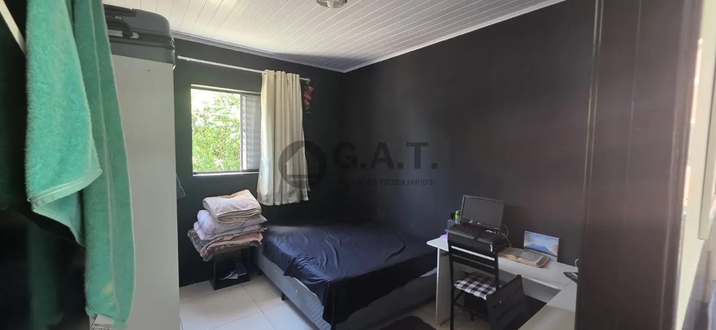 Foto 8 de Apartamento com 2 quartos para alugar, 50m2 em Lopes de Oliveira, Sorocaba - SP