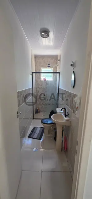 Foto 6 de Apartamento com 2 quartos para alugar, 50m2 em Lopes de Oliveira, Sorocaba - SP