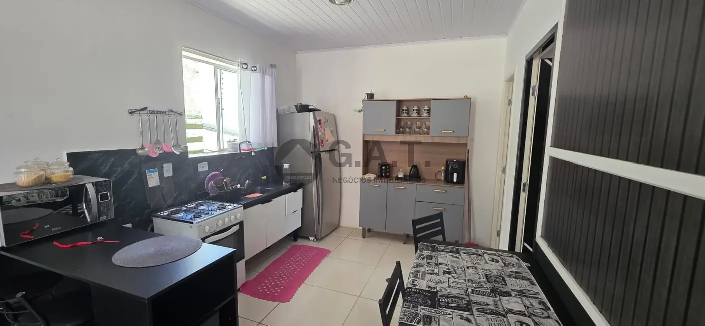 Foto 9 de Apartamento com 2 quartos para alugar, 50m2 em Lopes de Oliveira, Sorocaba - SP