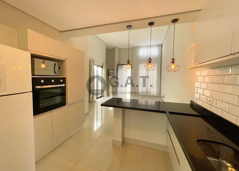 Casa de Condomínio com 3 quartos para alugar, 108m2 em Cajuru do Sul, Sorocaba - SP - imagem 5 Foto 5 de Casa de Condomínio com 3 quartos para alugar, 108m2 em Cajuru do Sul, Sorocaba - SP