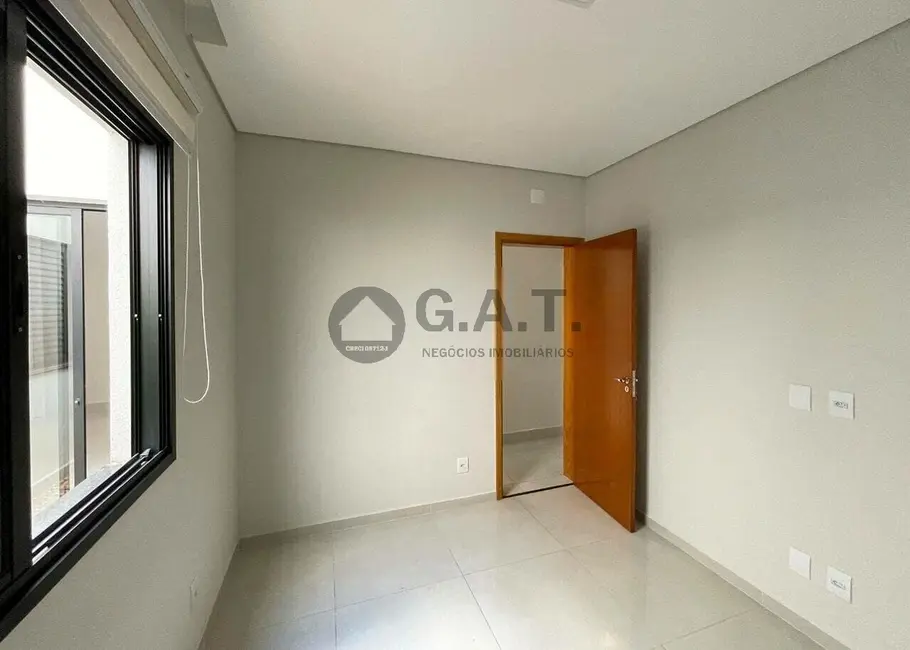 Casa de Condomínio com 3 quartos para alugar, 108m2 em Cajuru do Sul, Sorocaba - SP - imagem 7 Foto 7 de Casa de Condomínio com 3 quartos para alugar, 108m2 em Cajuru do Sul, Sorocaba - SP