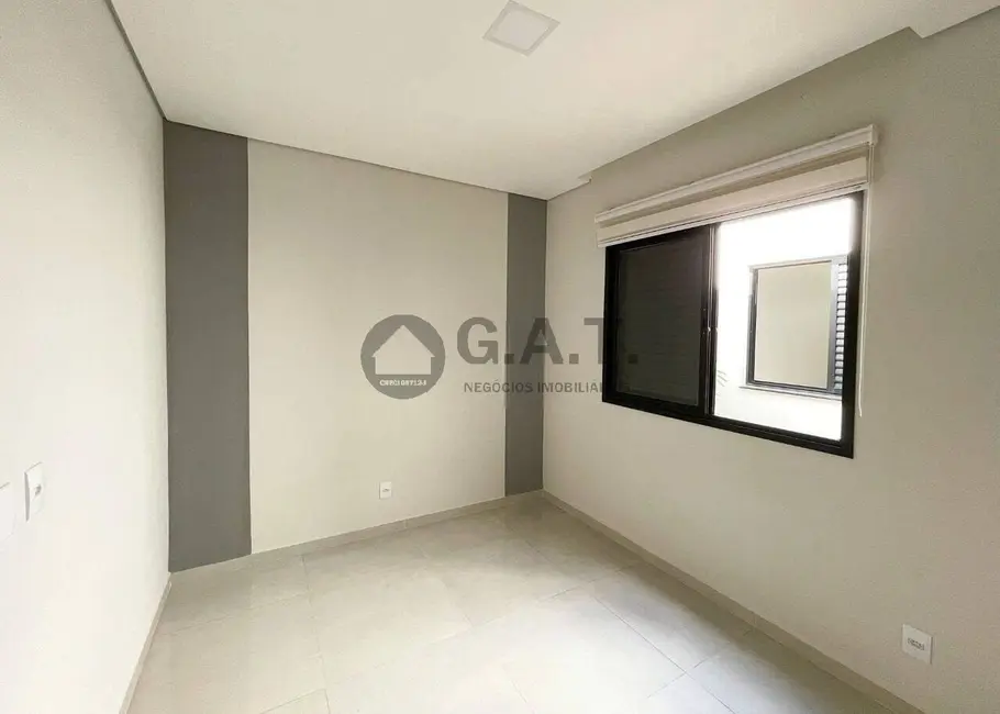 Casa de Condomínio com 3 quartos para alugar, 108m2 em Cajuru do Sul, Sorocaba - SP - imagem 6 Foto 6 de Casa de Condomínio com 3 quartos para alugar, 108m2 em Cajuru do Sul, Sorocaba - SP