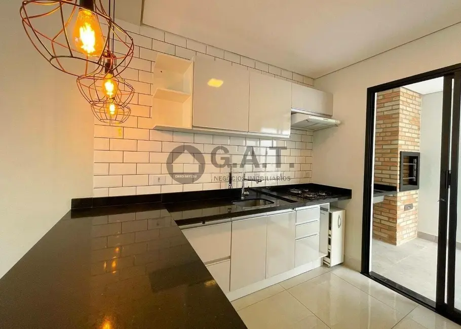 Casa de Condomínio com 3 quartos para alugar, 108m2 em Cajuru do Sul, Sorocaba - SP - imagem 4 Foto 4 de Casa de Condomínio com 3 quartos para alugar, 108m2 em Cajuru do Sul, Sorocaba - SP