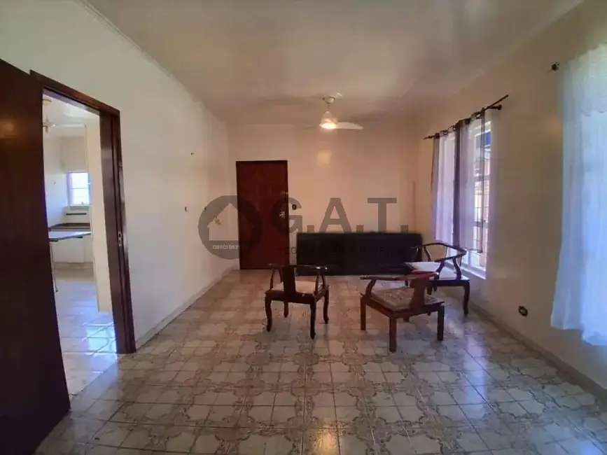 Foto 2 de Casa com 3 quartos para alugar, 270m2 em Jardim América, Sorocaba - SP