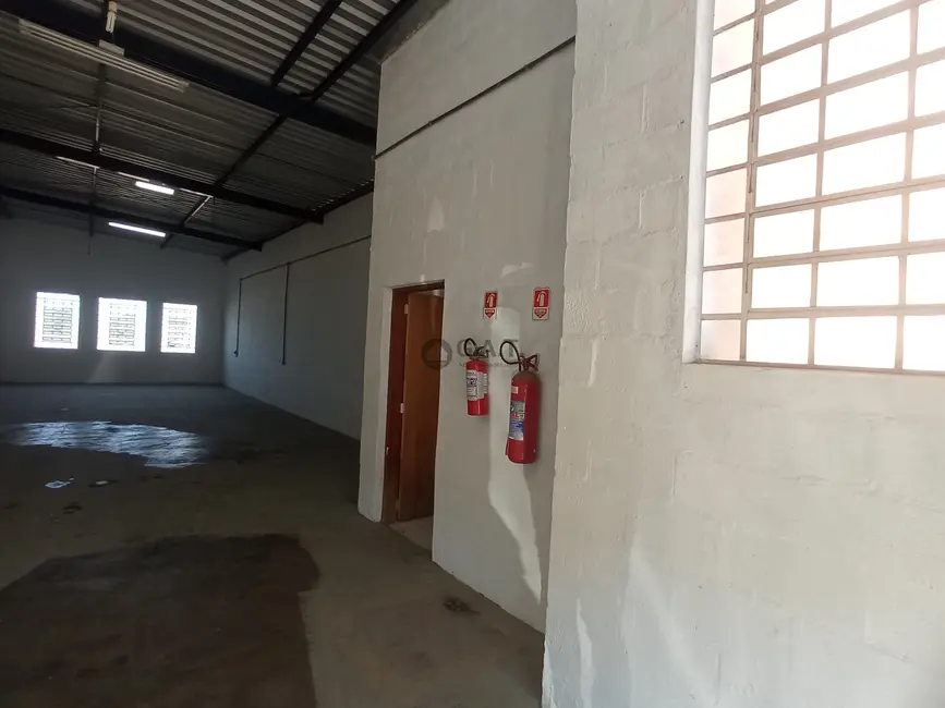 Foto 3 de Armazém / Galpão para alugar, 120m2 em Jardim Santa Esmeralda, Sorocaba - SP
