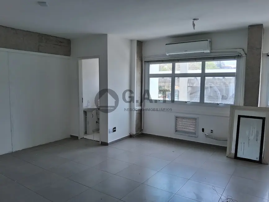 Sala Comercial para alugar, 50m2 em Jardim Vergueiro, Sorocaba - SP - imagem 9 Foto 9 de Sala Comercial para alugar, 50m2 em Jardim Vergueiro, Sorocaba - SP