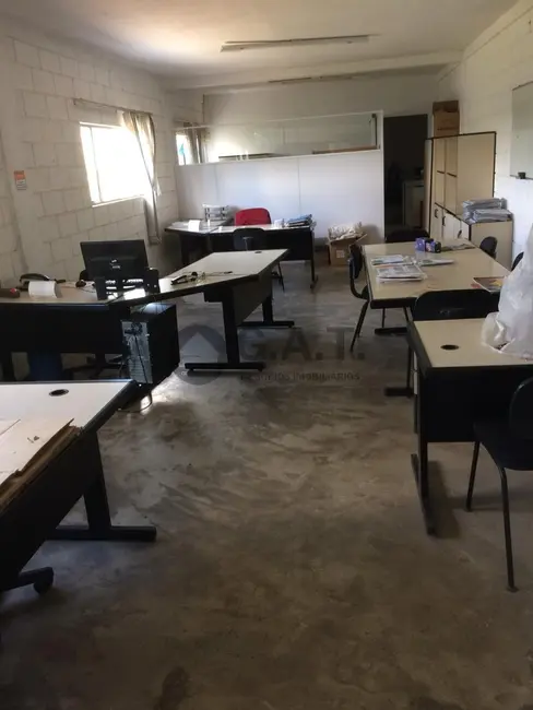 Foto 8 de Armazém / Galpão à venda, 1000m2 em Piedade - SP