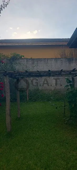 Foto 2 de Casa de Condomínio com 3 quartos para alugar, 417m2 em Aracoiaba Da Serra - SP