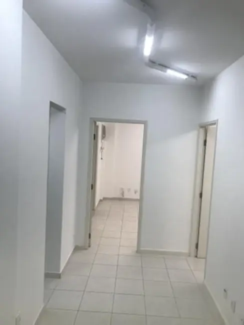 Sala Comercial à venda, 61m2 em Jardim Portal da Colina, Sorocaba - SP - imagem 7 Foto 7 de Sala Comercial à venda, 61m2 em Jardim Portal da Colina, Sorocaba - SP