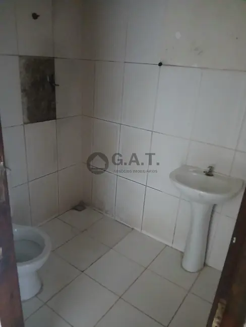 Foto 4 de Casa com 2 quartos para alugar, 70m2 em Wanel Ville, Sorocaba - SP