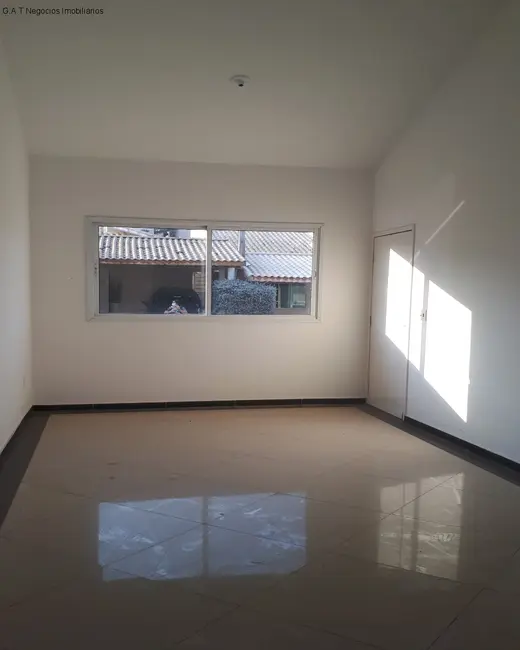 Casa de Condomínio com 3 quartos à venda, 140m2 em Wanel Ville, Sorocaba - SP - imagem 8 Foto 8 de Casa de Condomínio com 3 quartos à venda, 140m2 em Wanel Ville, Sorocaba - SP
