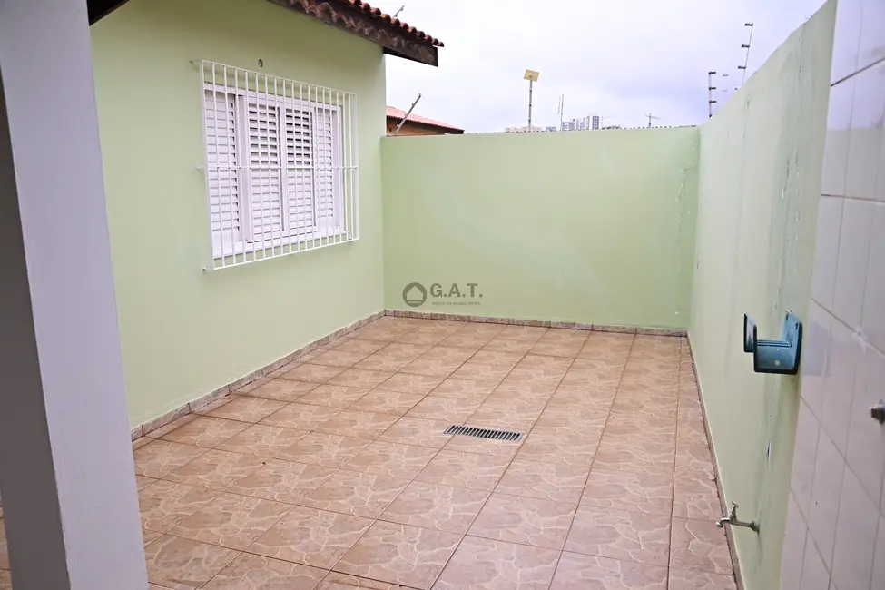 Foto 6 de Casa com 3 quartos para alugar, 250m2 em Jardim Saira, Sorocaba - SP