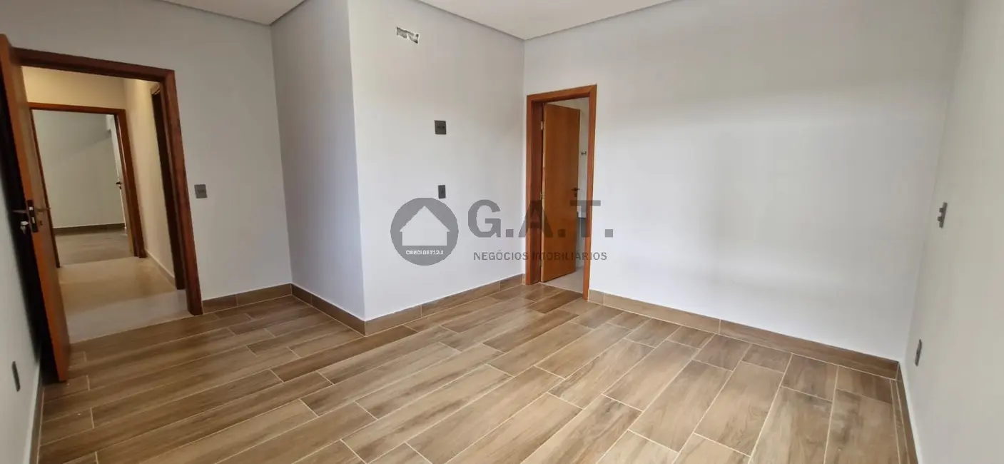 Foto 5 de Casa de Condomínio com 4 quartos para alugar, 268m2 em Alphaville Nova Esplanada, Votorantim - SP