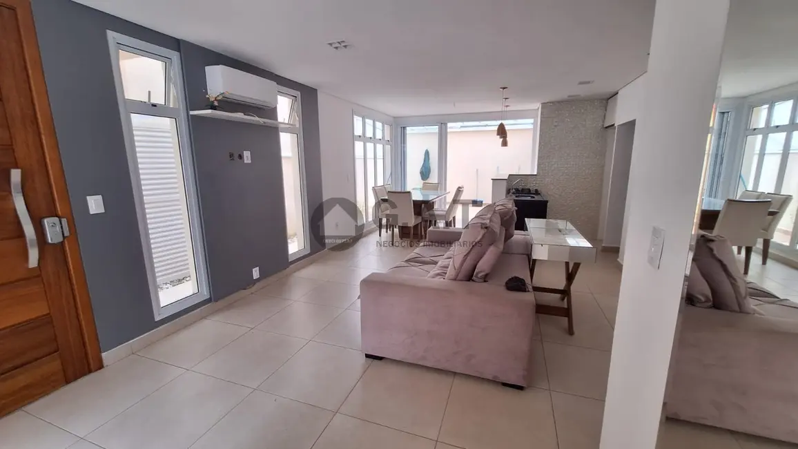 Casa de Condomínio com 3 quartos para alugar, 126m2 em Jardim Pagliato, Sorocaba - SP - imagem 3 Foto 3 de Casa de Condomínio com 3 quartos para alugar, 126m2 em Jardim Pagliato, Sorocaba - SP