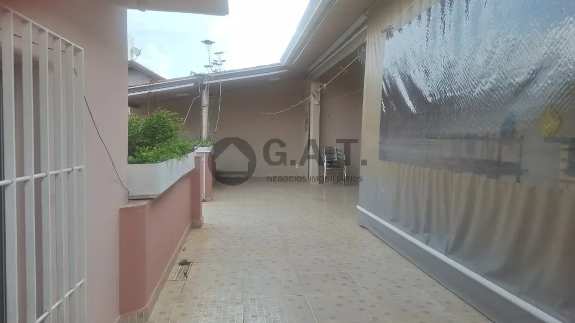 Foto 8 de Casa com 4 quartos à venda, 309m2 em Jardim São Paulo, Sorocaba - SP