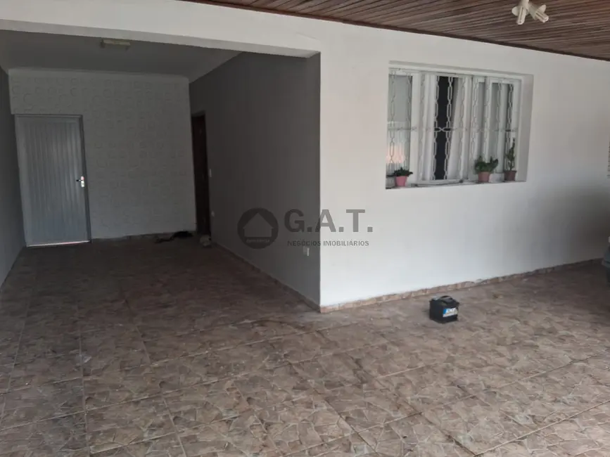 Foto 1 de Casa com 3 quartos para alugar, 210m2 em Jardim São Marcos, Sorocaba - SP