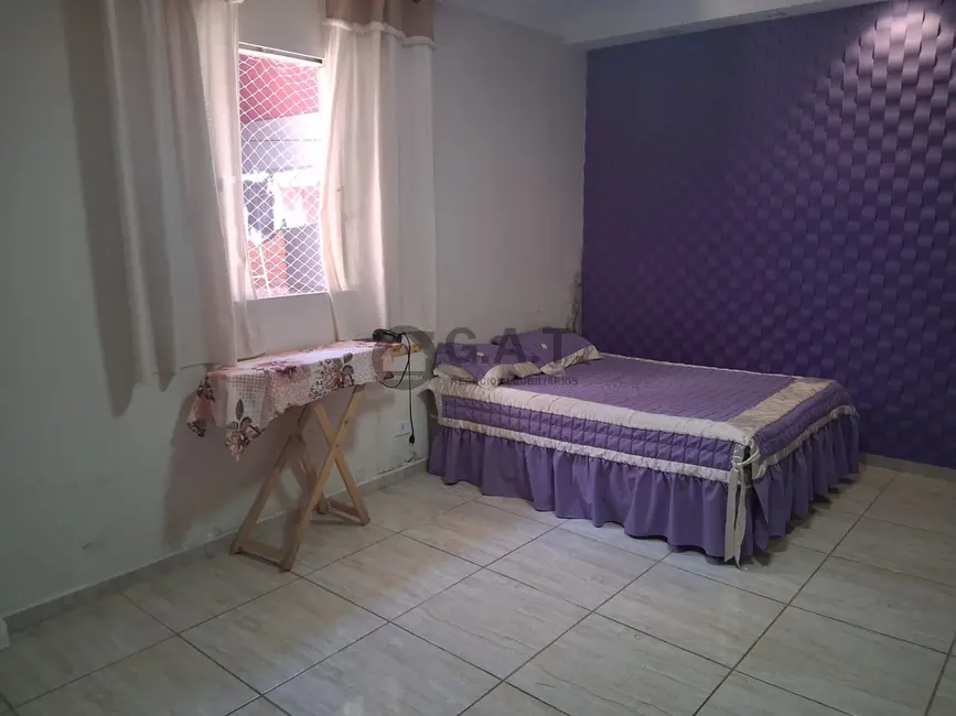 Foto 5 de Casa com 3 quartos para alugar, 210m2 em Jardim São Marcos, Sorocaba - SP