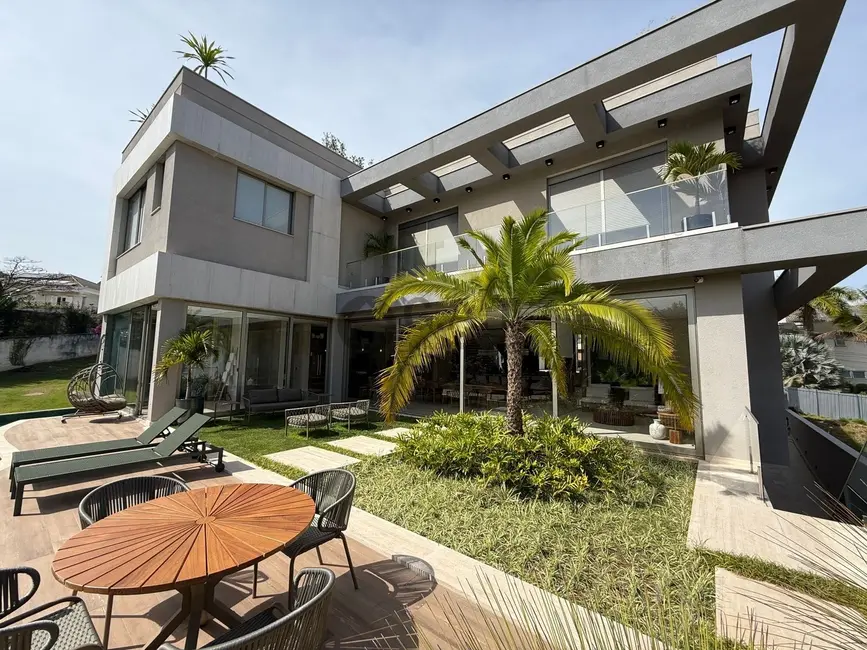 Foto 2 de Casa de Condomínio com 6 quartos à venda, 1800m2 em Alphaville, Santana De Parnaiba - SP