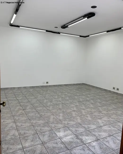 Foto 2 de Sala Comercial para alugar, 49m2 em Vila Lucy, Sorocaba - SP