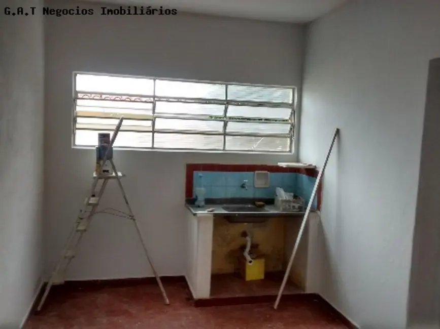Foto 4 de Casa com 2 quartos para alugar, 60m2 em Jardim Faculdade, Sorocaba - SP