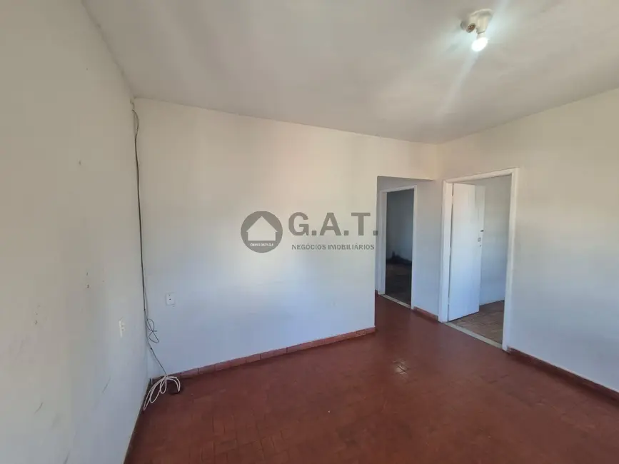 Foto 2 de Casa com 2 quartos para alugar, 60m2 em Jardim Faculdade, Sorocaba - SP