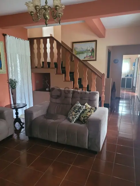 Foto 5 de Chácara com 4 quartos à venda, 280m2 em Aracoiaba Da Serra - SP