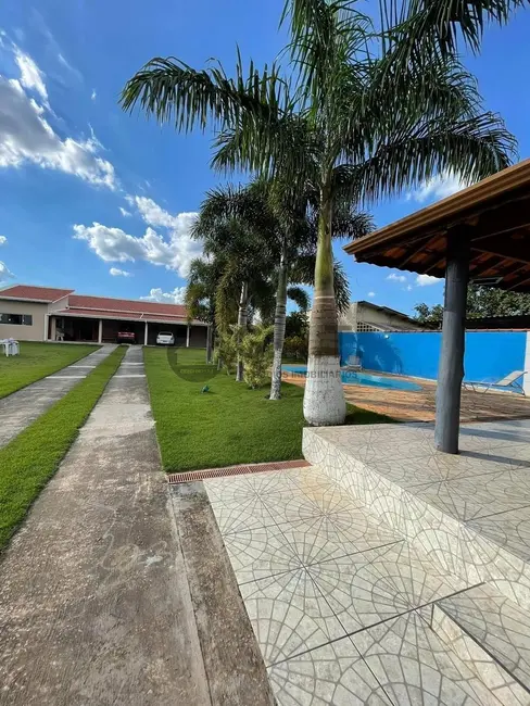 Foto 2 de Chácara com 3 quartos à venda, 350m2 em Aracoiaba Da Serra - SP