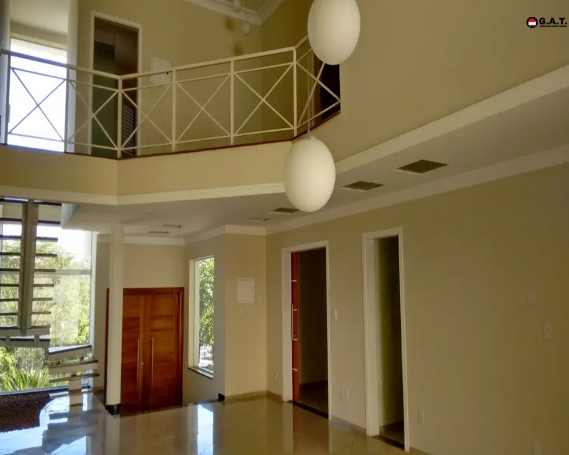 Casa de Condomínio com 3 quartos à venda, 272m2 em Sorocaba - SP - imagem 2 Foto 2 de Casa de Condomínio com 3 quartos à venda, 272m2 em Sorocaba - SP