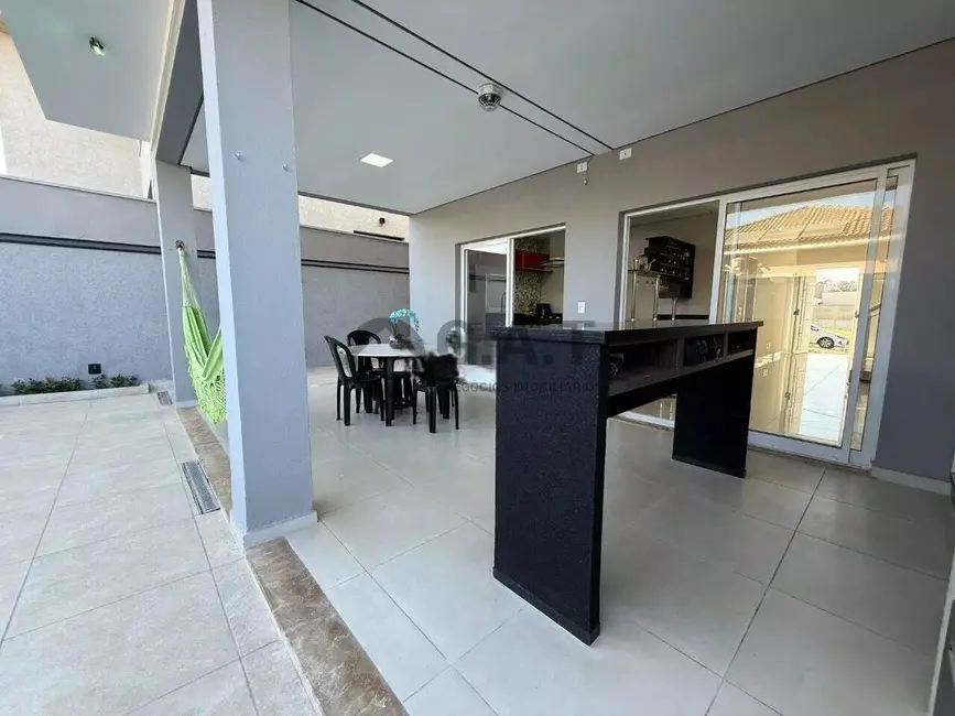 Foto 9 de Casa de Condomínio com 3 quartos para alugar, 250m2 em Cajuru do Sul, Sorocaba - SP