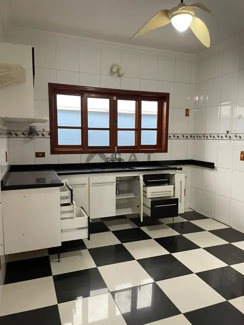 Foto 8 de Casa com 3 quartos para alugar, 171m2 em Jardim Santa Rosália, Sorocaba - SP