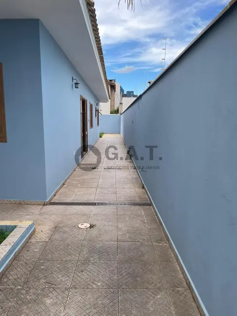 Foto 9 de Casa com 3 quartos para alugar, 171m2 em Jardim Santa Rosália, Sorocaba - SP