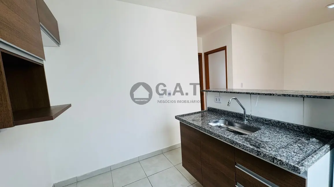 Foto 3 de Apartamento com 2 quartos à venda, 40m2 em Jardim Guarujá, Sorocaba - SP