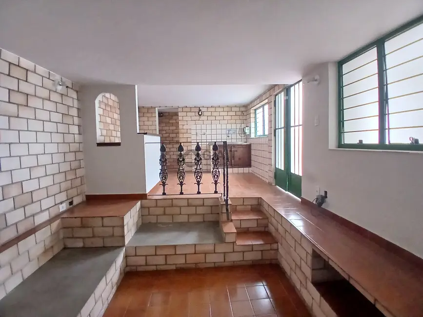 Foto 1 de Casa com 2 quartos para alugar, 136m2 em Centro, Sorocaba - SP